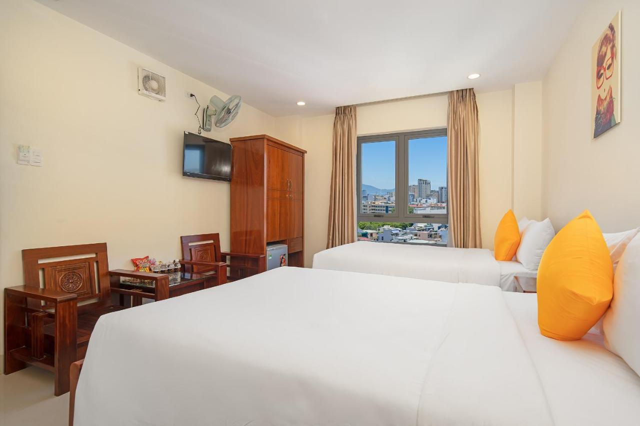 Lotus Rock 05 Hotel Danang Exterior photo