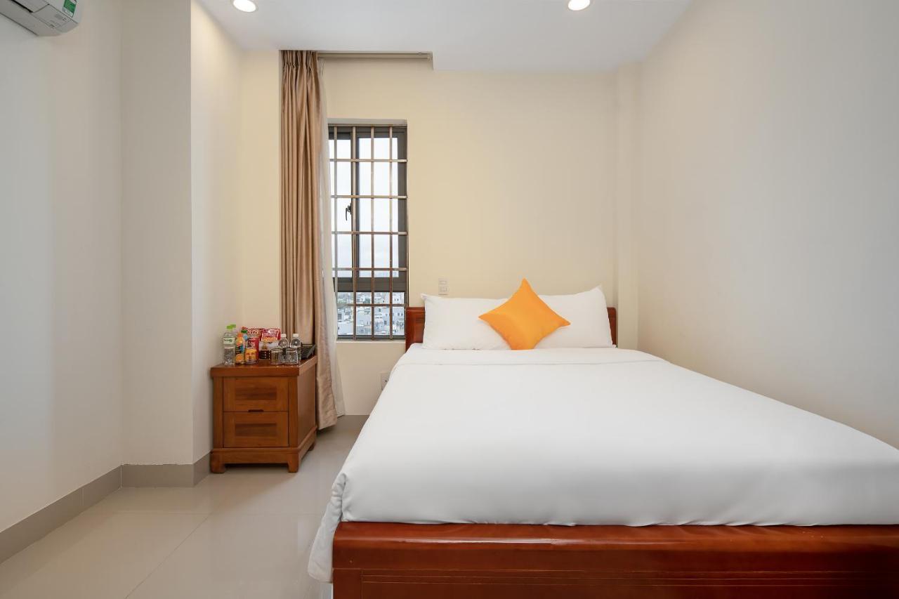 Lotus Rock 05 Hotel Danang Exterior photo